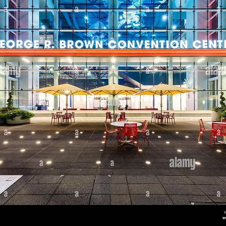 יוסטון Downtown Hou 1Br Rental Car Available!! Pool Wifi מראה חיצוני תמונה