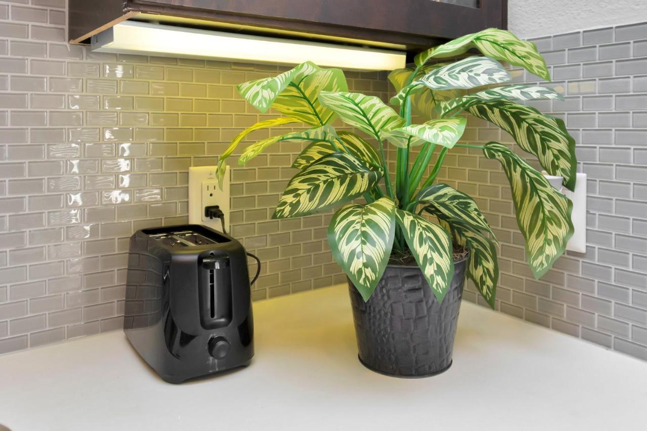 יוסטון Downtown Hou 1Br Rental Car Available!! Pool Wifi מראה חיצוני תמונה